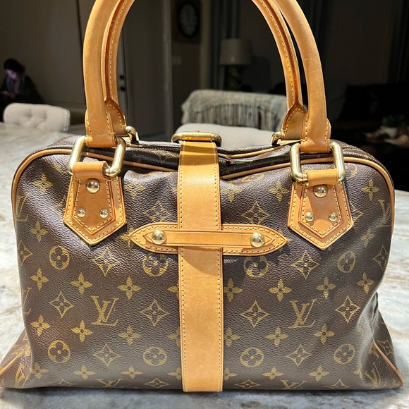 Authentic Louis Vuitton Monogram Manhattan PM Bag - Picture 2 of 16